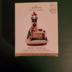 Hallmark Keepsake Holiday Lighthouse 