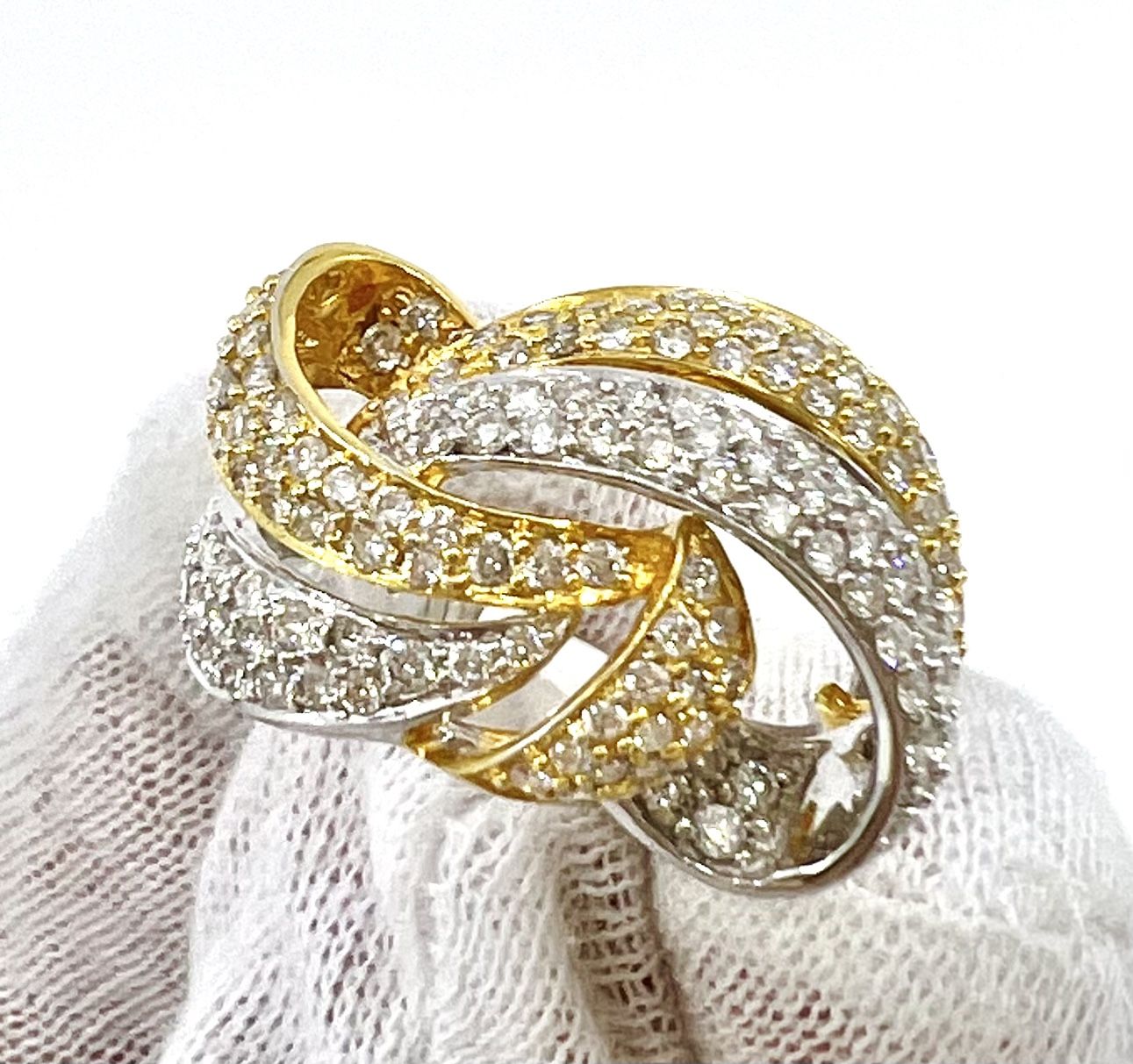 18K Two Tone Gold Diamonds Ring Size 7,5
