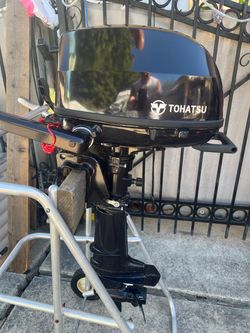 Outboard boat motor
