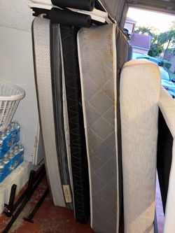 Full size mattress / Queen  size mattress