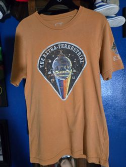 E.T the Extraterrestrial t-shirt M