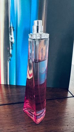 Very Irresistible Givenchy 2.5