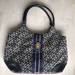Tommy Hilfiger Navy Shoulder Bag