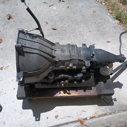 4R70W  Transmission  w/ Torque Converter 10k Miles Recently Rebuilt