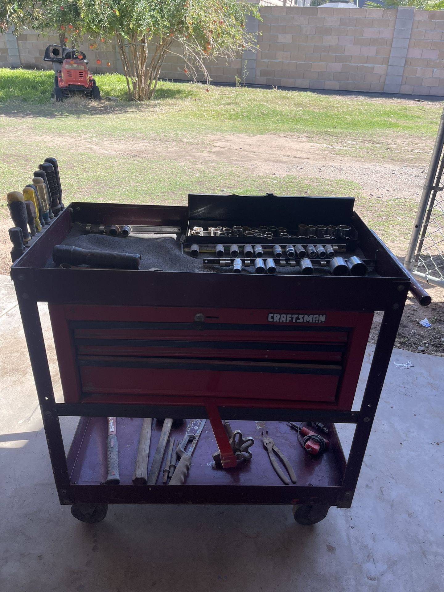 Craftsman Toolbox With Tools