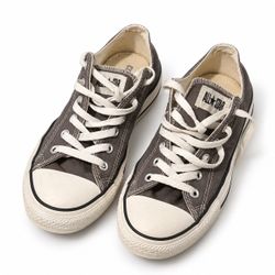 Converse Chuck Taylor All Star Low Charcoal – Men’s 7 / Women’s 9
