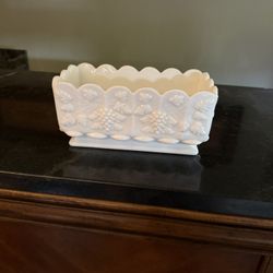 Vintage 1960’s Westmoreland Paneled Milk Glass Planter