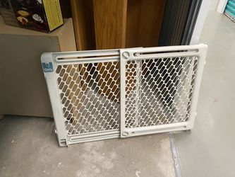 Baby/ Pet Gate