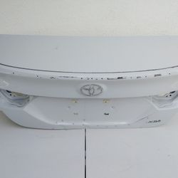 2018 2019 2020 2021 2022 2023 2024 TOYOTA CAMRY TRUNK 