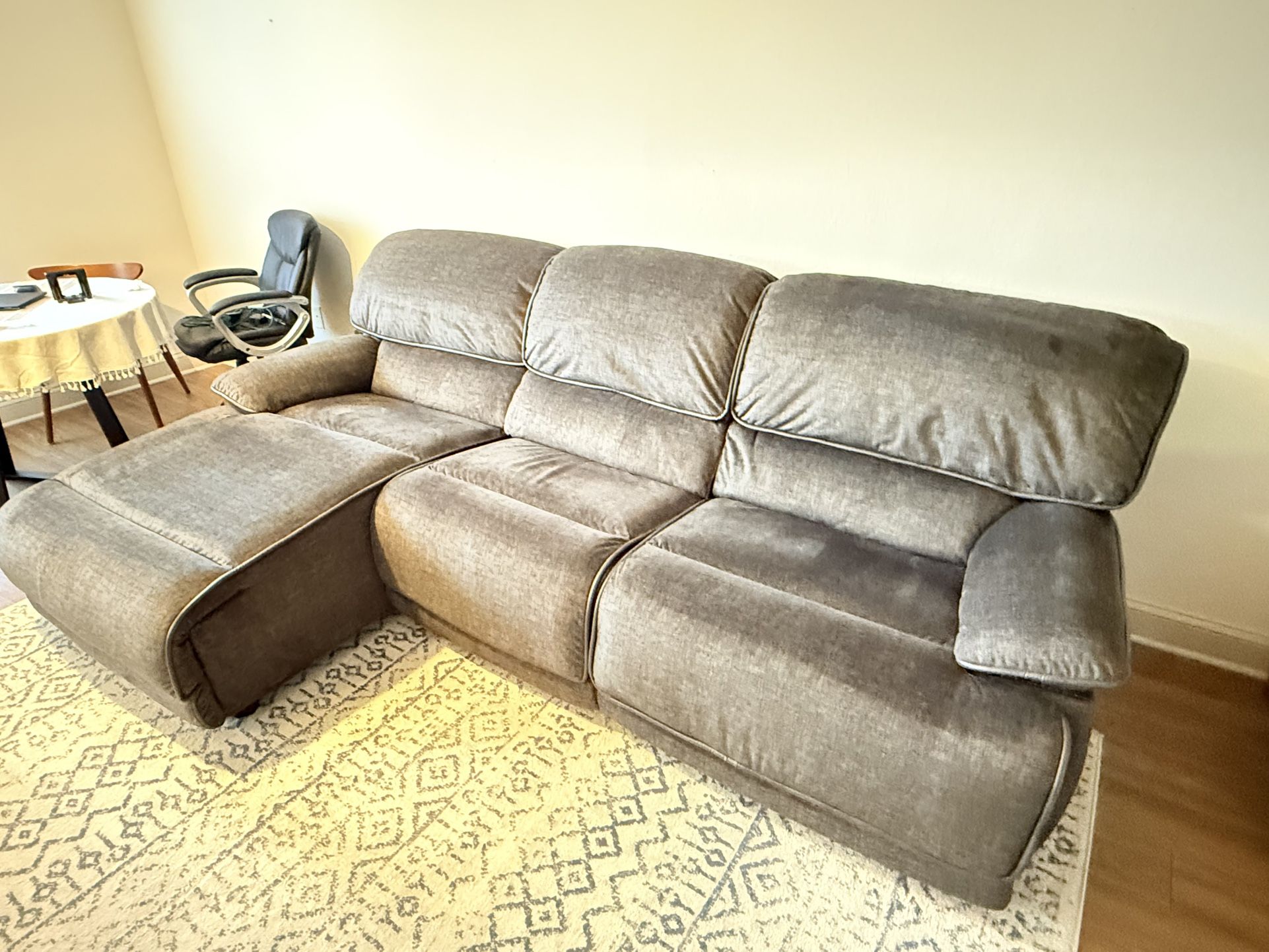 Sectional Sofa Electric Recliner Like New