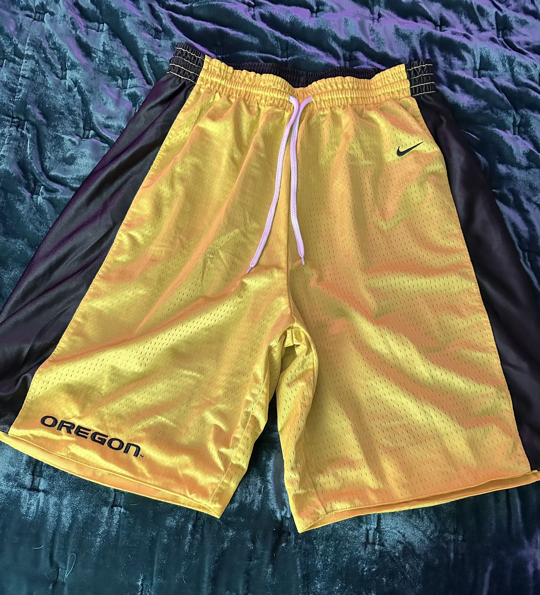 Oregon Ducks Basketball Shorts XL