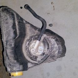 Corvette C7 Fuel Tanks