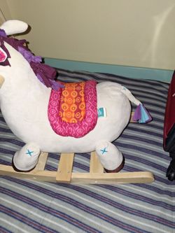New  battat sift body rocking unicorn