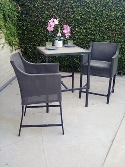 Cute outdoor furniture