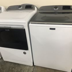 Maytag Washer And Dryer Set!!!