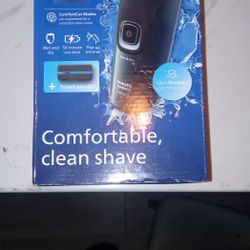 Phillip Norelco Shaver 2600, Brand New, Never Opened 