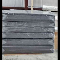 queen size new box spring can deliver 