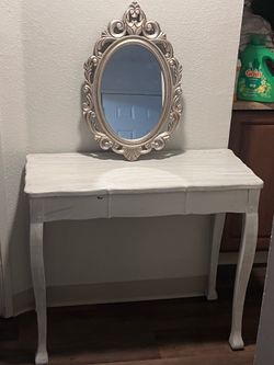 VANITY AND MIRROR