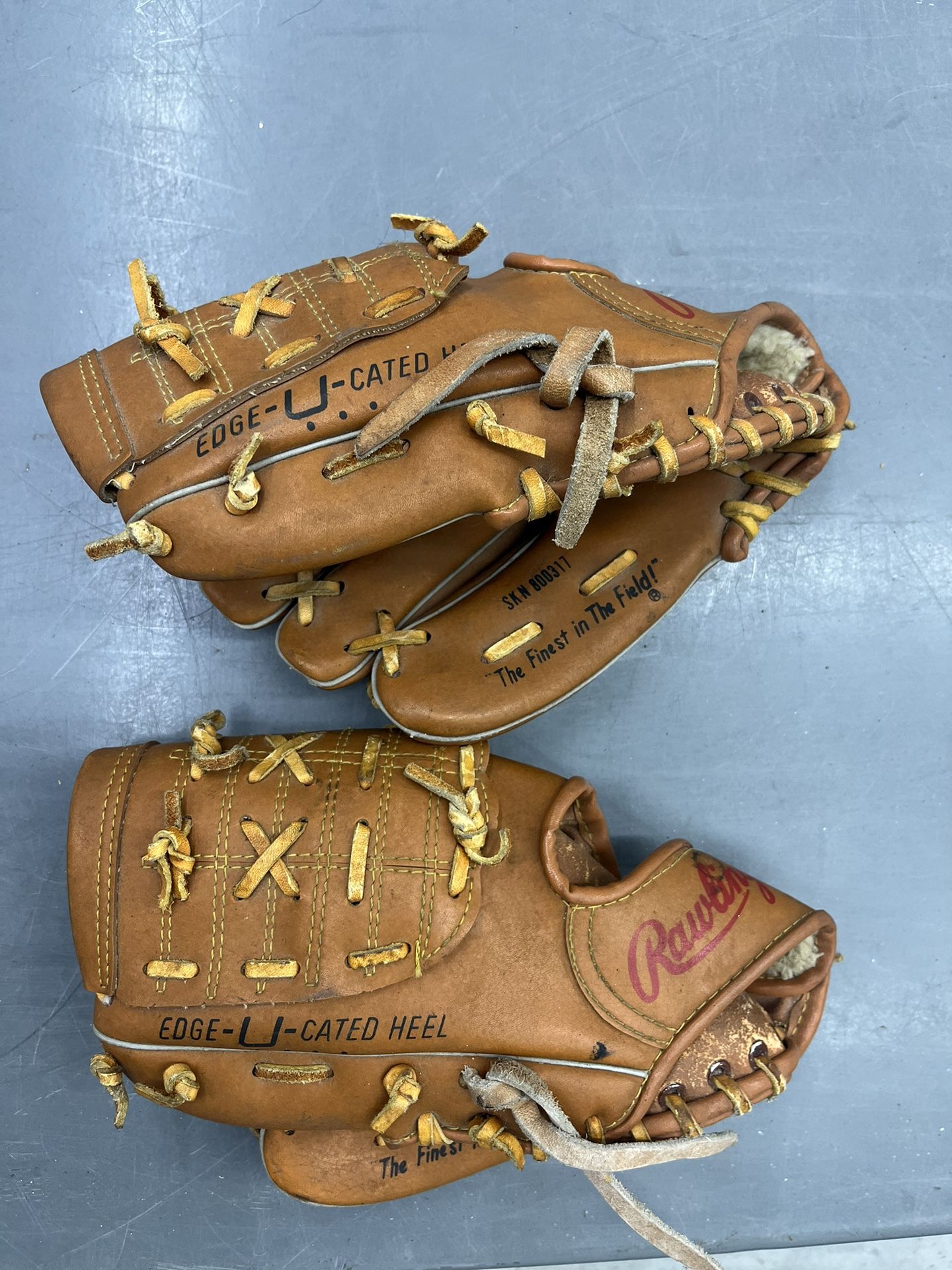 Lot Of 2 Vintage Rawlings Childs Lefty Gloves