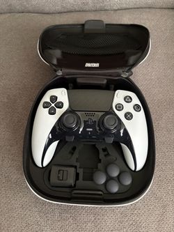 DualSense Edge controller