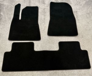 Tesla Model 3 Carpet Mats Like New