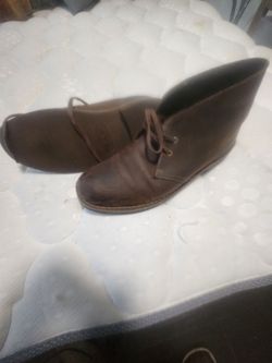 Leather dressing shoes