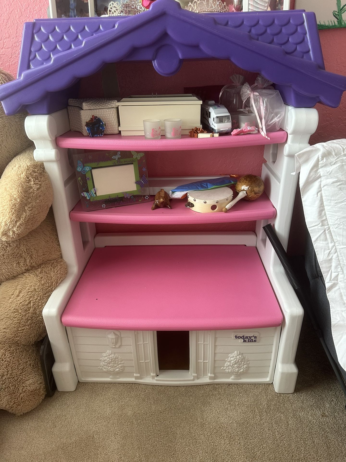 Toy Chest & Shelves - Brand:Today’s Kids