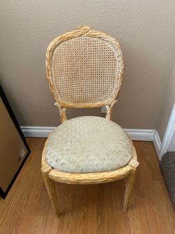 Set of 4 chairs