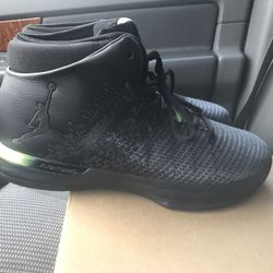 Jordans #32 Banned Black and green