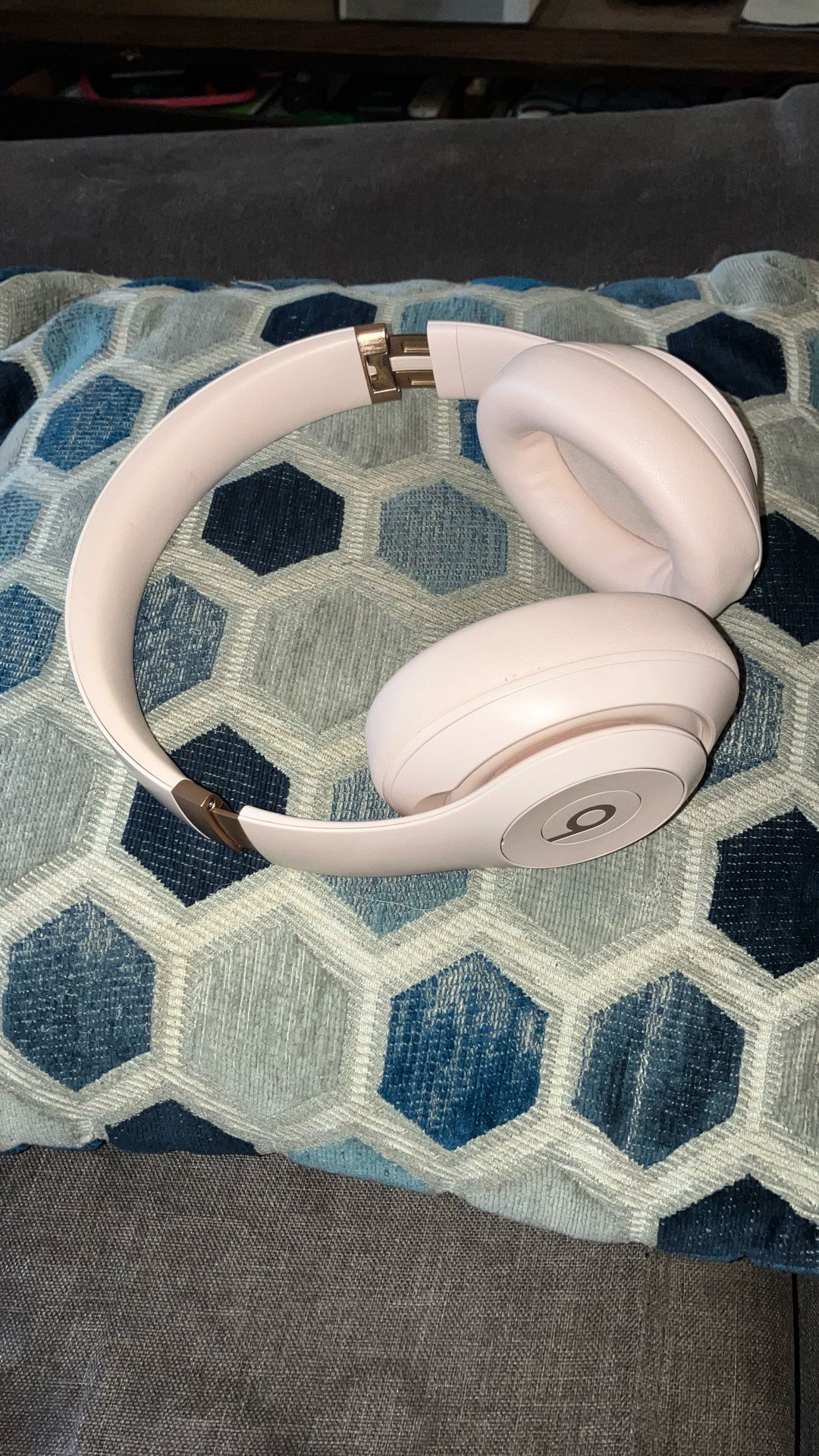 Beats Studio 4 X Kim Kardashian