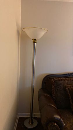 Floor lamp