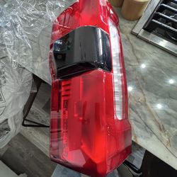 2025 F250/350 TAIL LIGHT