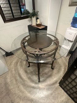 Round Glass Top Dining Table w/  Decorative Metal Legs