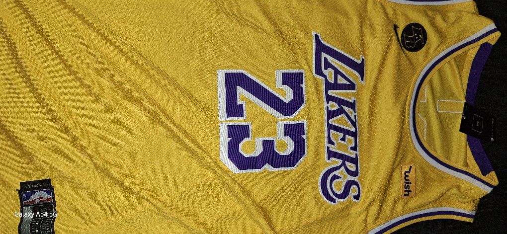 King James  XL Lakers Jersey 