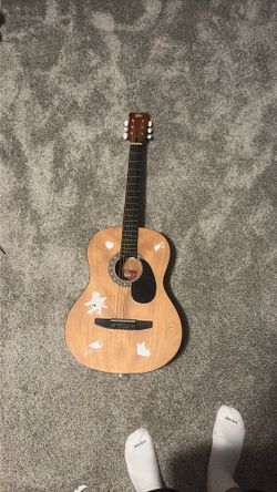 Guitar with marks