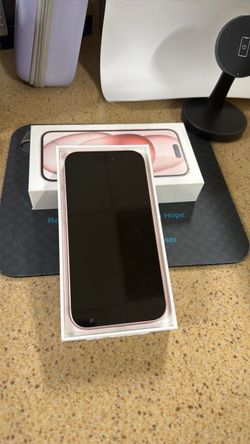 iPhone 15 mint cond