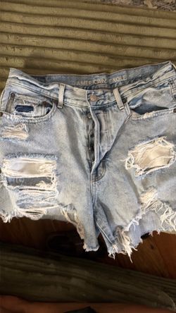 American Eagle  90s boyfriend shorts