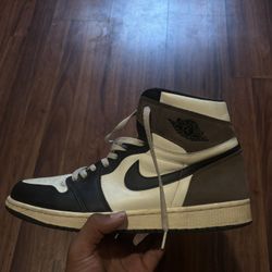 Jordan 1 high Mocha Brown