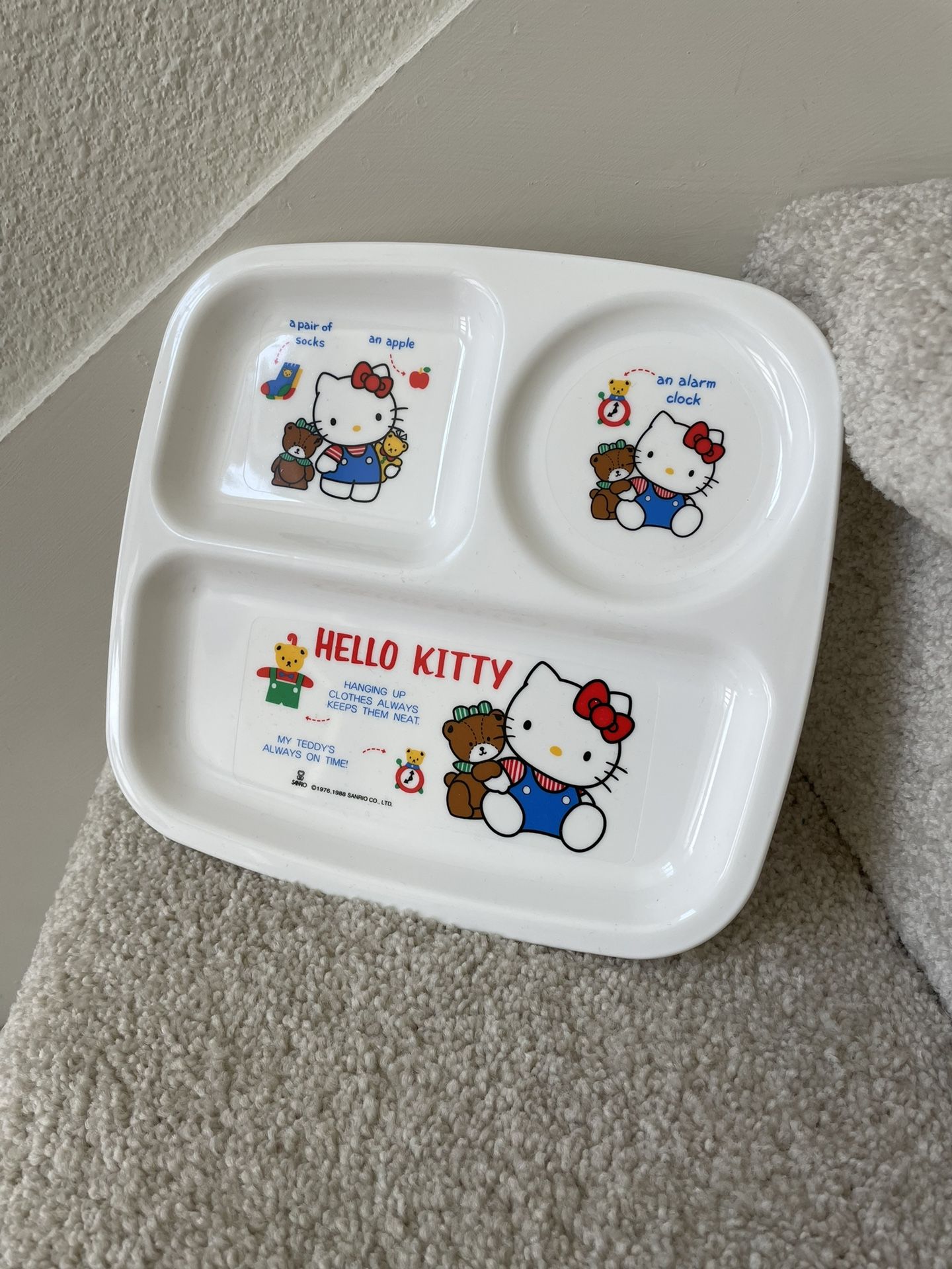 Hello Kitty Plastic Kids Plate