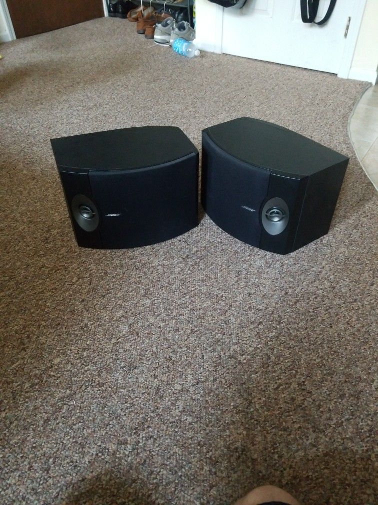 Bose 301 Speakers