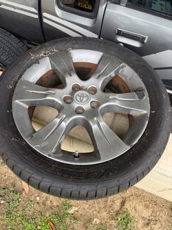 Toyota Rim & Tire