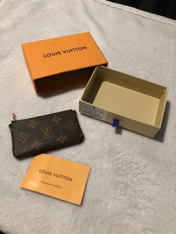 Loui pouch