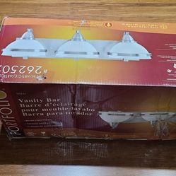 PORTFOLIO VANITY BAR