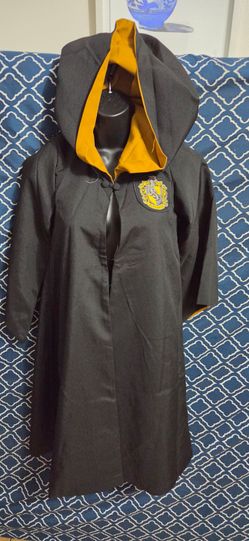 Harry Potter Robe, Official Hogwarts Wizarding World Costume Robes, Deluxe Kids Size Small Dress Up Accessory