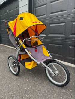 BOB Ironman Jogging Stroller (Yellow) + Rain Cover Included