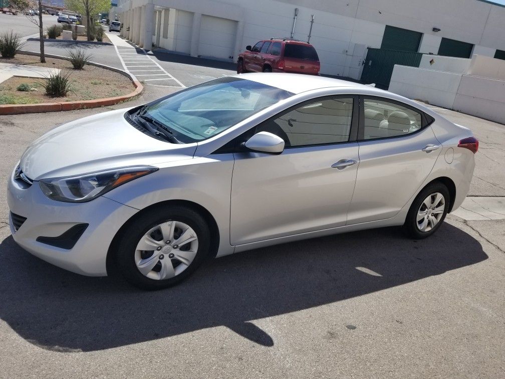 2016 Hyundai Elantra