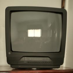 Vintage TV/VHS Combo - Like new