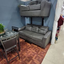 Sofa Love 