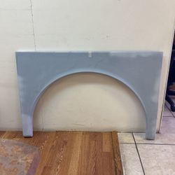 2004 Fleetwood Bounder D/S Rear Fender 