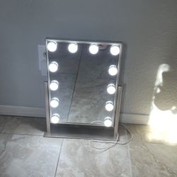 Makeup Vanity Mirror with Lights